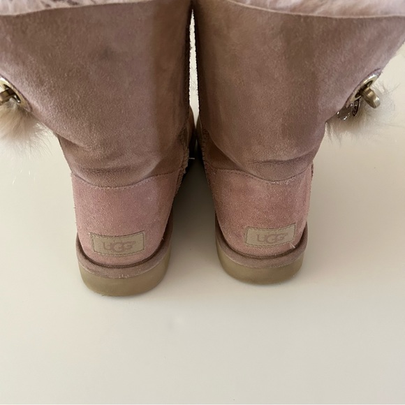 UGG  Irina Boot with Swarovski crystals Pin Closure in Dusk Blush Pink size 7 - Picture 10 of 13